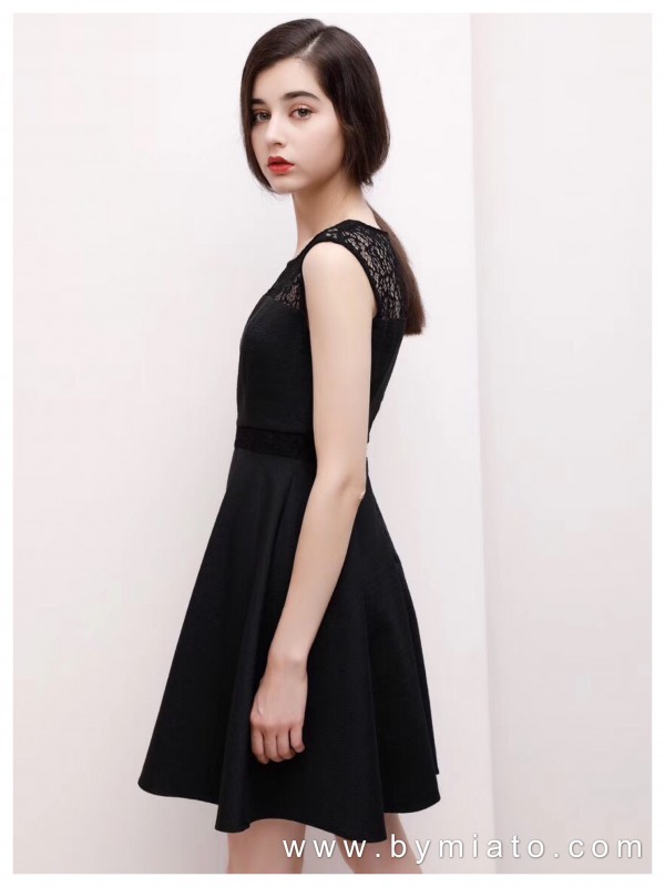 TA1431-BLACK SIZE S ONLY